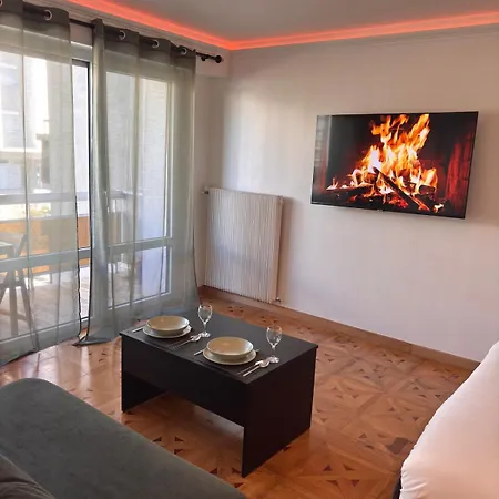 La - Tram Access And Private Parking Apartment Annemasse